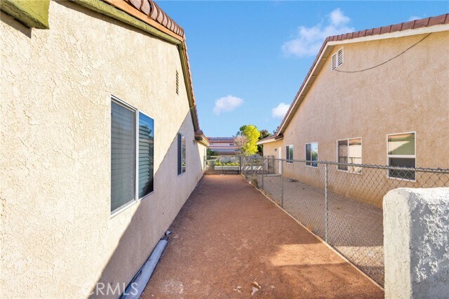 Building Photo - 14411 Schooner Dr