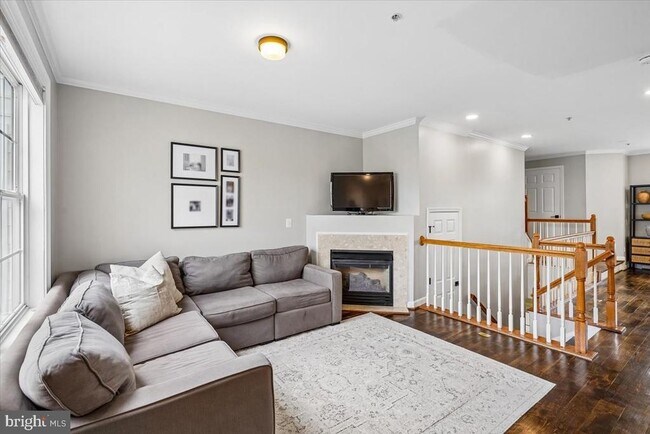 Building Photo - 1607 Potomac Greens Dr