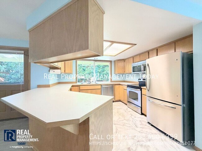 Building Photo - 6319 46th St Ct W