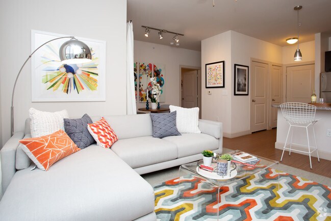 A1 - The James on South First