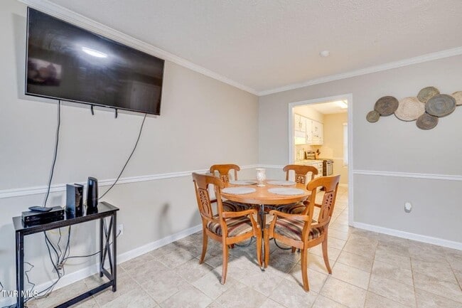 Building Photo - 1024 Konnarock Rd