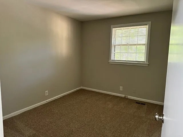 Building Photo - 2BR Home in Prime Hillsboro/West End Location – $1,500/Month | Pet Friendly