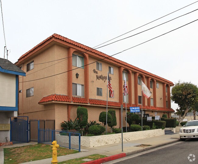 The Montezuma 13221 Cordary Ave Hawthorne CA 90250 Apartment Finder