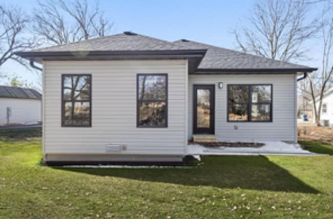 Building Photo - New Home! Photos Are Of Similar Property