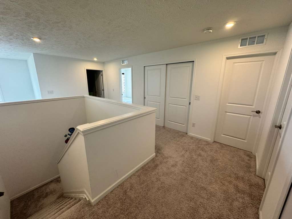 Building Photo - 23828 Pine Valley Dr