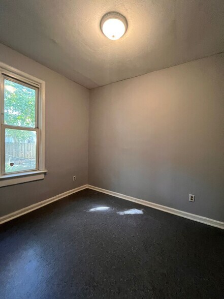 Building Photo - 97 Wilkinson Ave