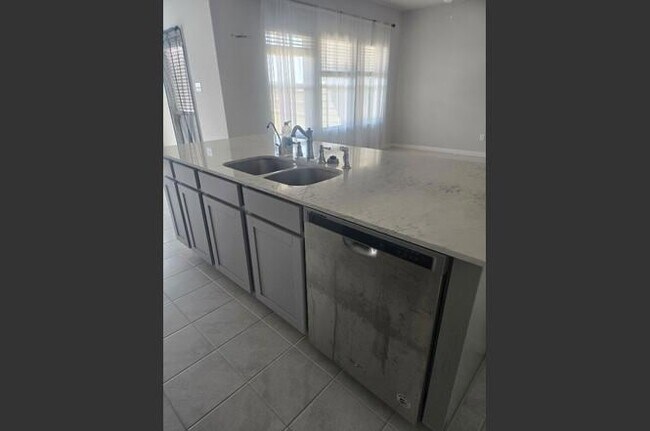 Building Photo - 17633 Shafer Dr