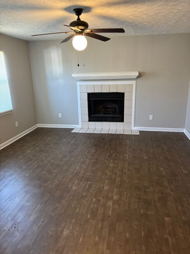 Building Photo - Located off of St Marys Road