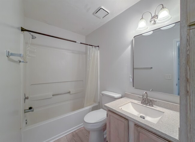 Building Photo - 1340 Hancock St