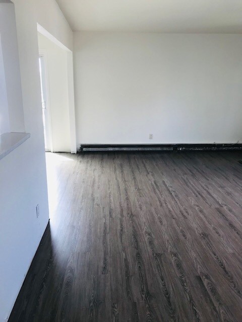 Primary Photo - 62 64th St