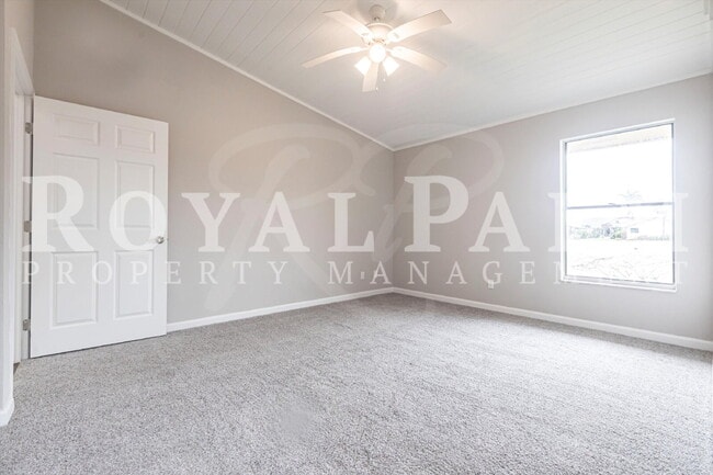 Building Photo - Renovated 3BR Home in The Forest — Seasonal Charm & Holiday Savings – Apply by 12/31 for One Mont...