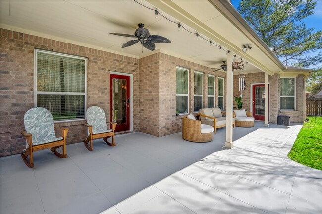 Building Photo - 17603 Fall River Pass Ct