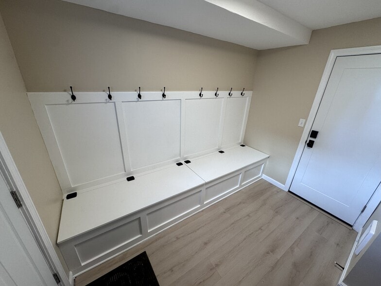 Building Photo - 25 Franklin St