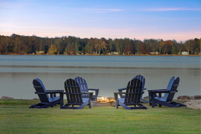 Building Photo - 222 Grouse Dr