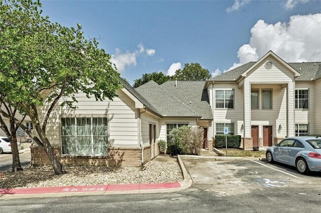 Building Photo - 12230 Abbey Glen Ln