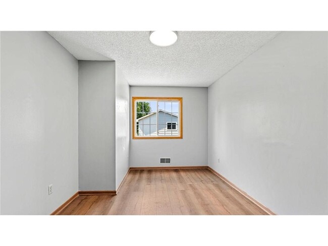 Building Photo - 11874 Jonquil St NW