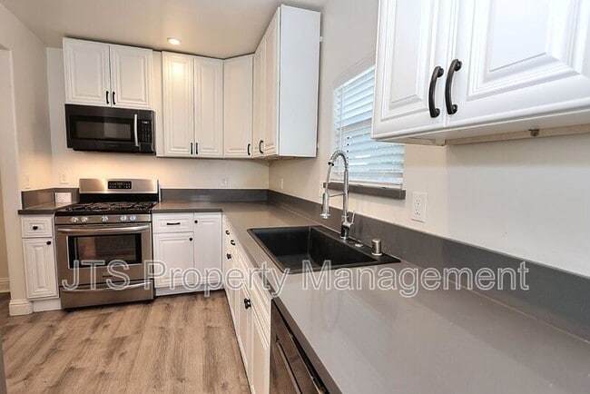 Building Photo - 4702 65th St