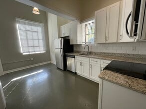 Building Photo - Culpeper Lofts - Building A