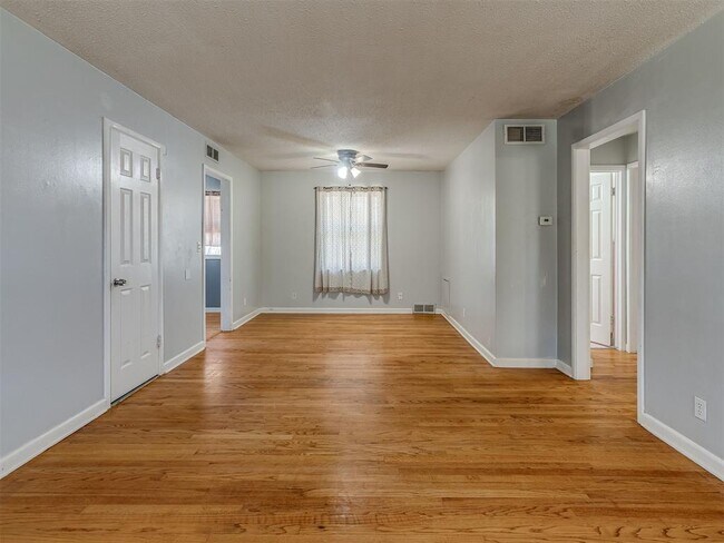 Building Photo - 3801 NW 51st St