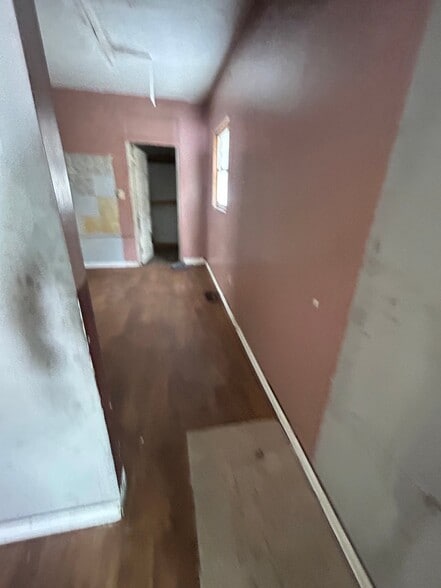 Building Photo - 1811 W Millman St