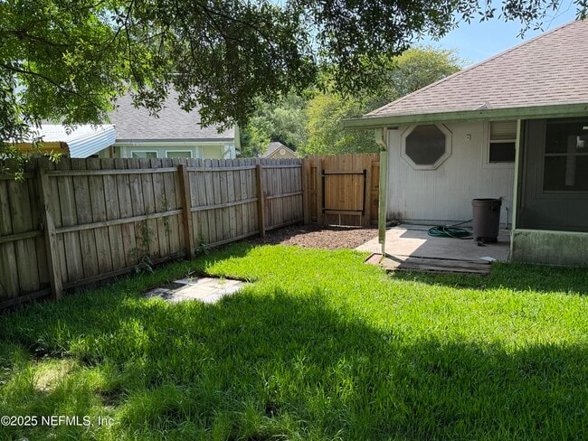 Building Photo - 3083 Marbon Estates Ln S