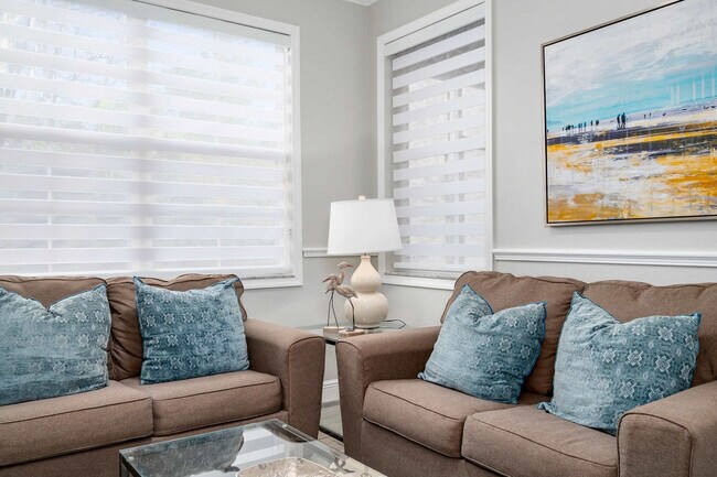 Building Photo - 875 Assembly Ct