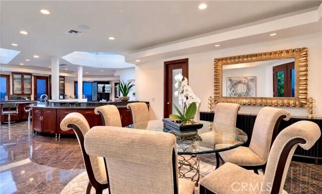 Building Photo - 8827 Evanview Dr