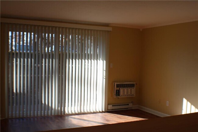 Building Photo - 130 Pilgrim Pkwy