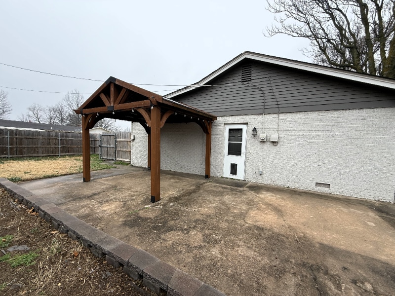 Building Photo - 2515 Richmond N