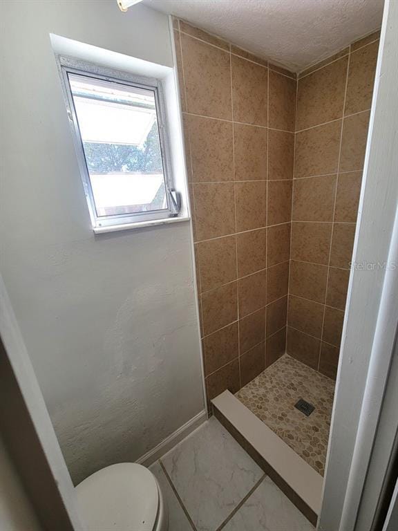 Building Photo - 5912 Della Dr