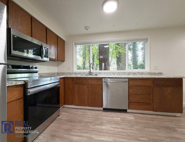 Building Photo - 7077 SW Montauk Cir