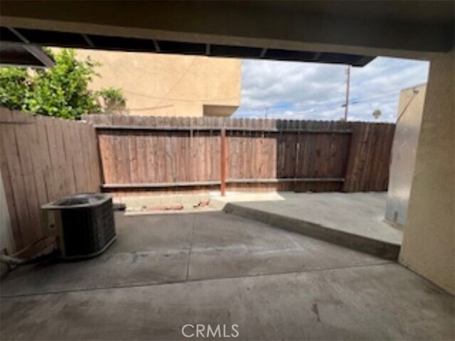 Building Photo - 1064 Waters Ave