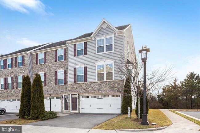 Building Photo - 139 Hornbeam Dr