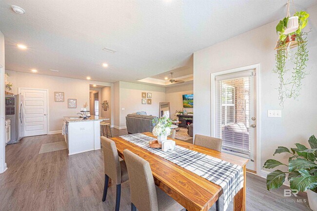 Building Photo - 31510 Plover Ct