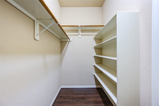 Building Photo - 1130 Glenwood Canyon Ln