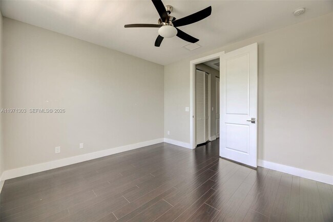 Building Photo - 619 SW 17th St