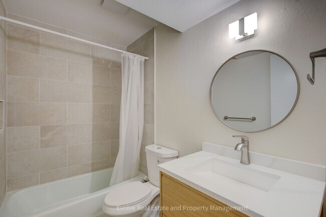 Building Photo - Evolve Real Estate: Exceptional Location! Remodeled 4-Bed Greenwood Village Home Walkable to Cher...