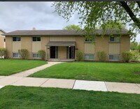 Building Photo - Beautiful Home in Quiet Neighborhood
