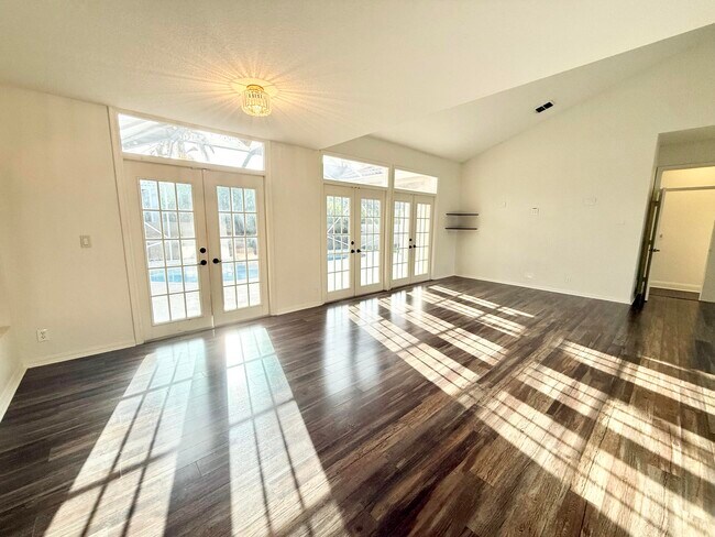 Building Photo - 10921 Haydn Dr