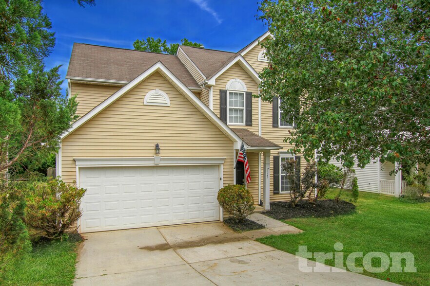 Building Photo - 2721 Forest Grove Ct