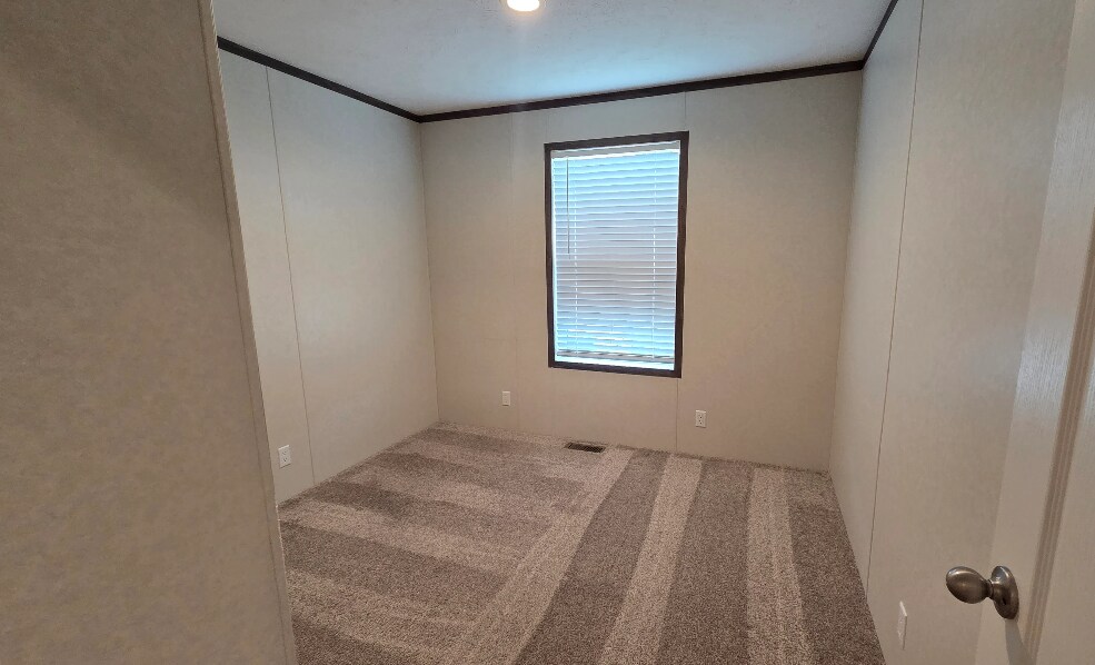Building Photo - 115 Applewood Ln