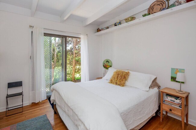 Building Photo - 38 Oceanview Dr