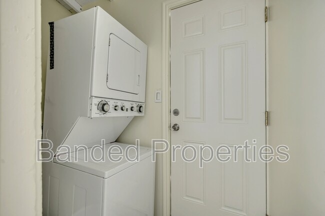 Building Photo - 8919 W 2800 S
