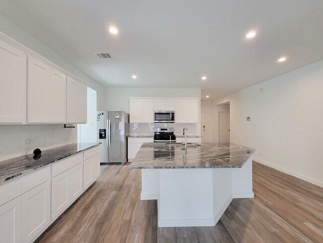 Building Photo - 1014 Star Grass Ln