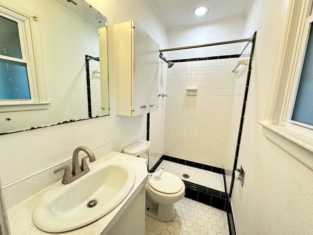 Building Photo - 10420 Ware Street