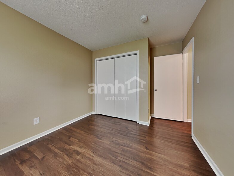 Building Photo - 8142 Whitaker Valley Blvd