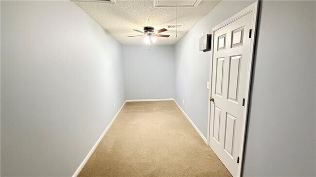 Building Photo - 4166 Glenaire Way NW