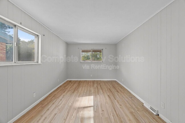 Building Photo - 10344 Viscount Dr