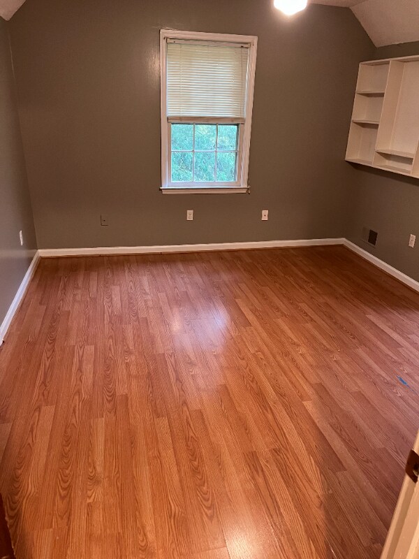 Building Photo - 114 Hight Dr