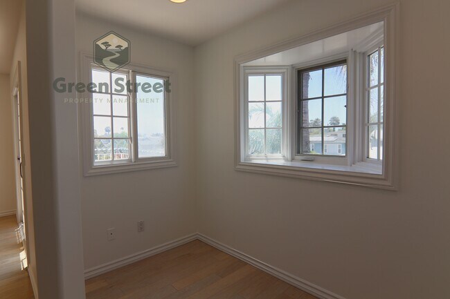 Building Photo - 4085 Honeycutt St